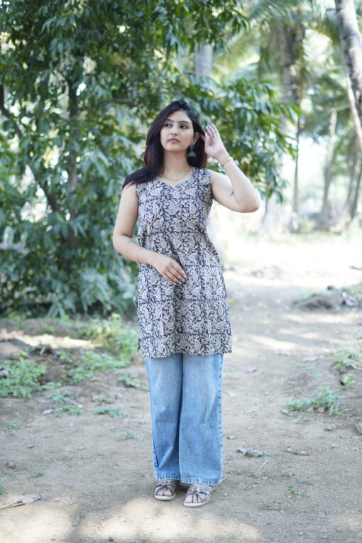 Aadi Kalamkari Kurthi