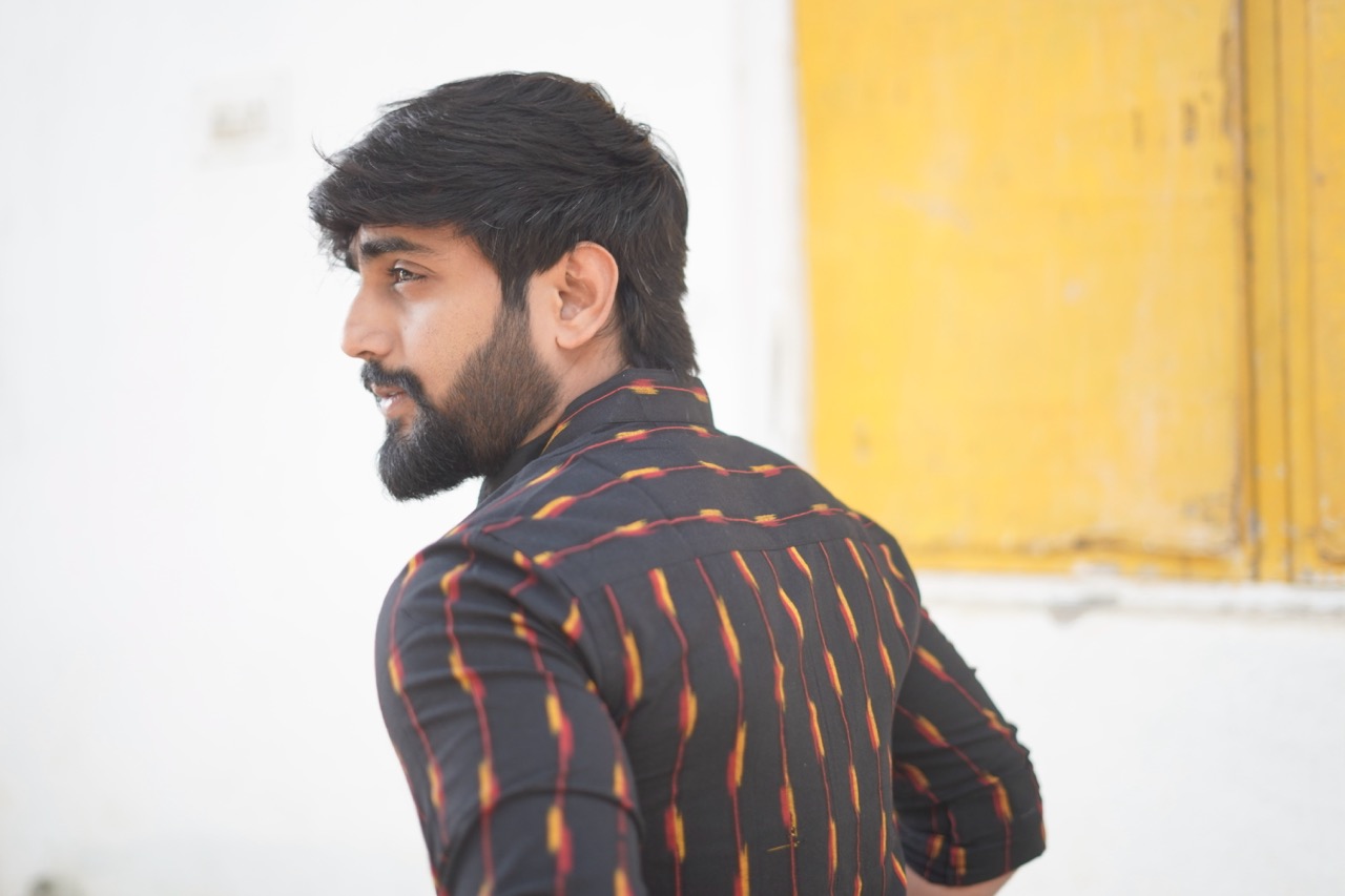 Ananta Mens Ikat Shirt - Image 3