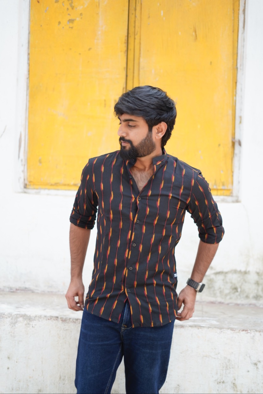 Ananta Mens Ikat Shirt - Image 5
