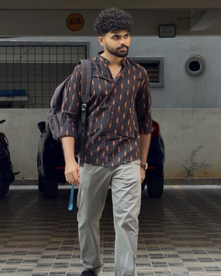 Ananta Mens Ikat Shirt - Image 3